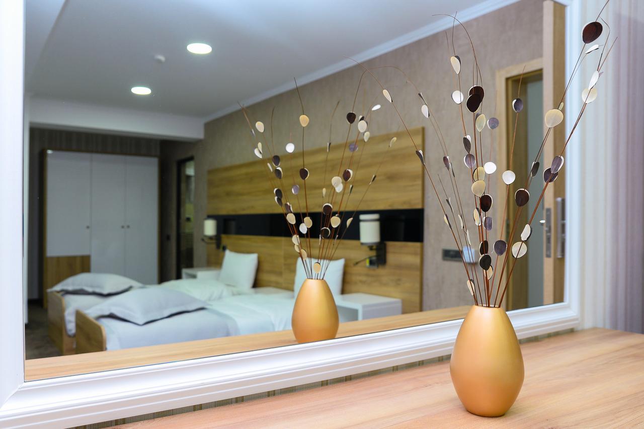 Hotel Ildis Iasi Exterior photo